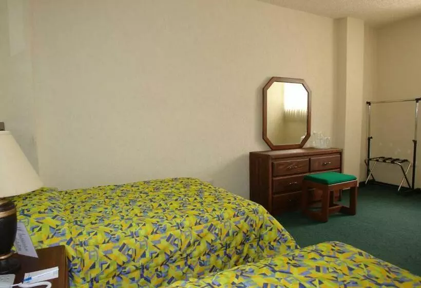 هتل Fiesta Versalles