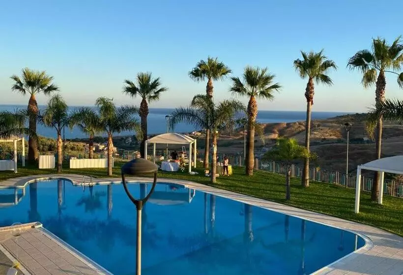 Отель Il Partenone Resort