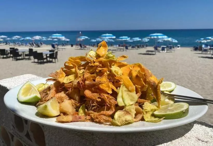 Отель Il Partenone Resort