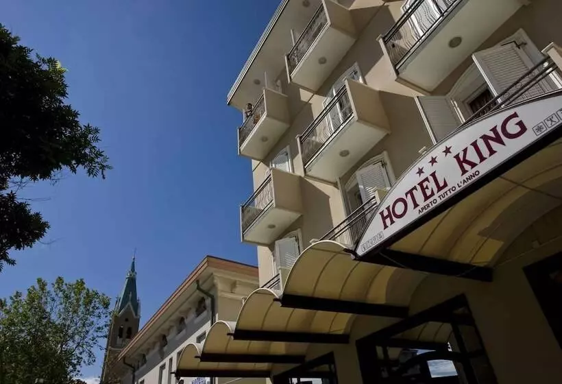 هتل King
