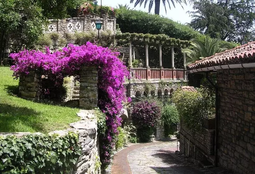 Отель La Velacastello Il Rifugio
