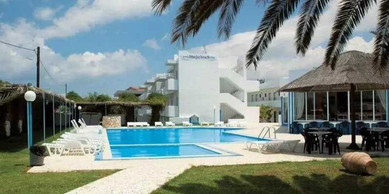 호텔 Marebello Beach Resort