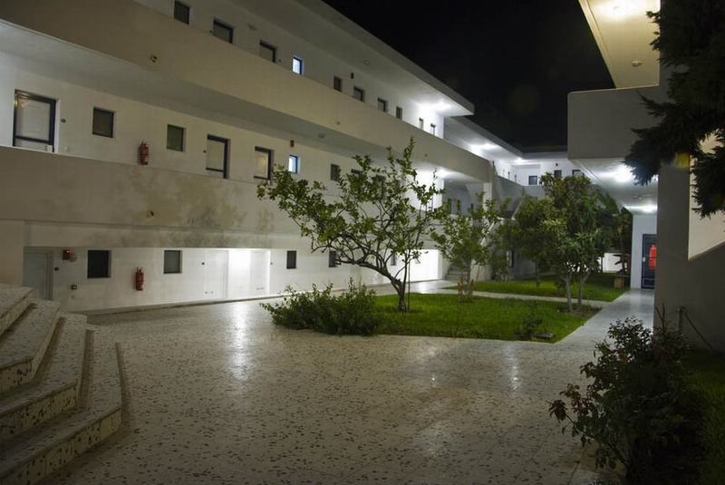 Отель Marebello Beach Resort