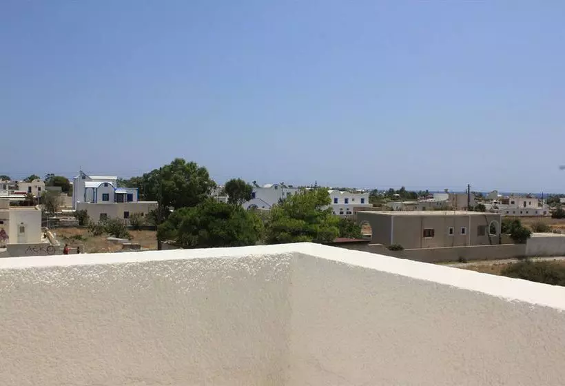 ホテル Santa Irini