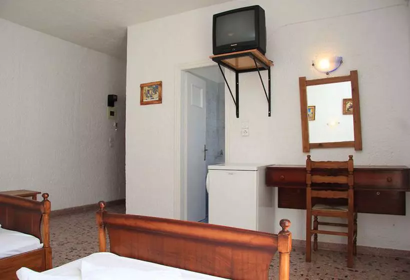 ホテル Santa Irini