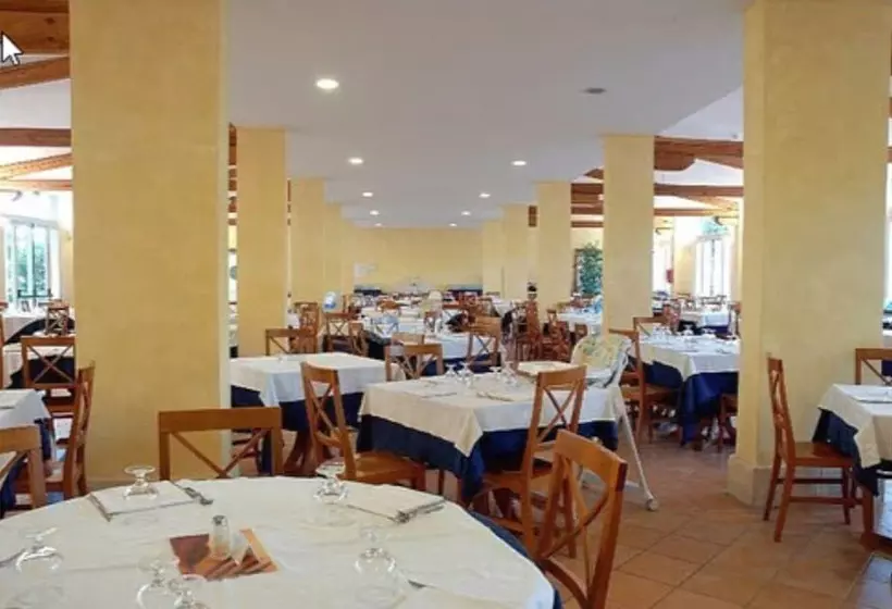 Отель Th Marina Di Pisticci  Ti Blu Village