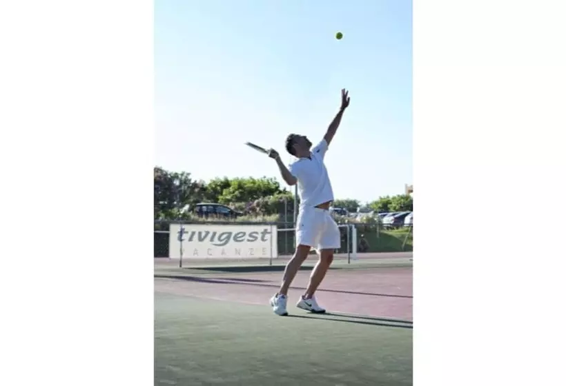 Отель Th Marina Di Pisticci  Ti Blu Village