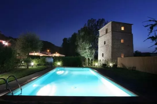 Отель Relais Torre Santa Flora