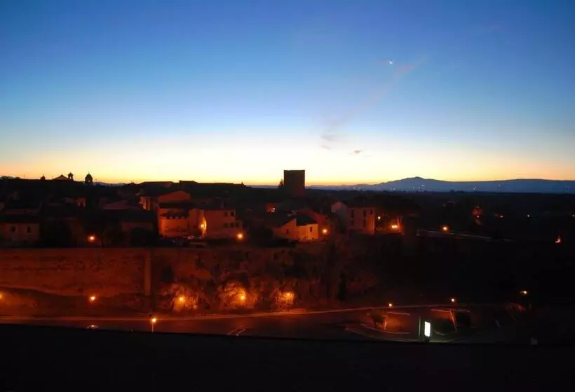 ホテル Tuscania Panoramico