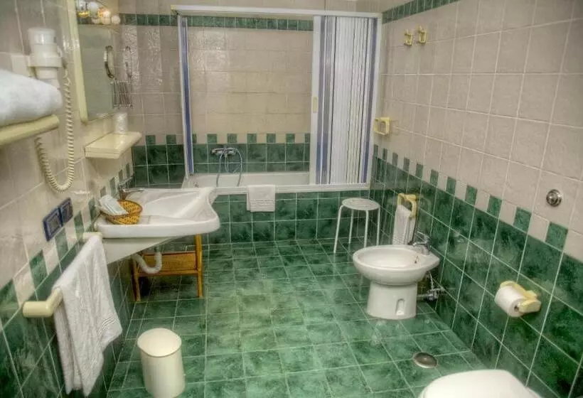 ホテル Tuscania Panoramico