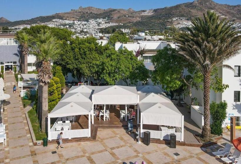 Yelken Mandalinci Spa & Wellness Hotel   All Inclusive