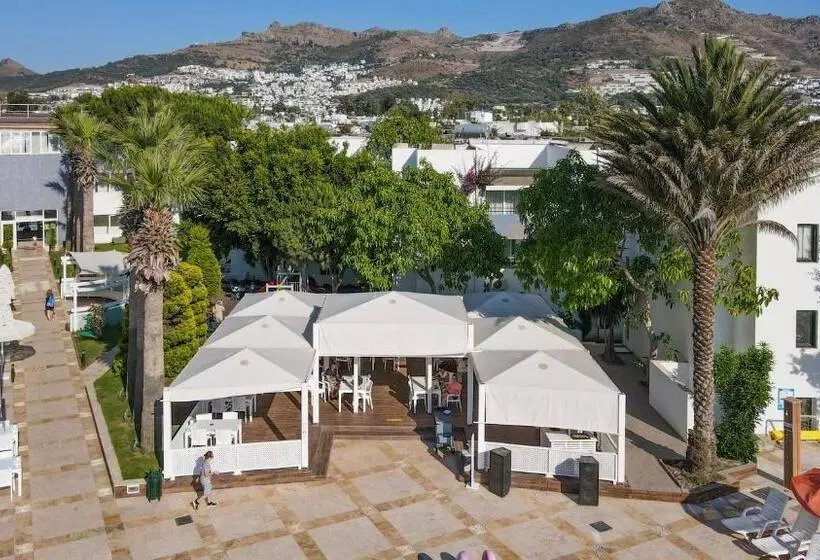 Yelken Mandalinci Spa & Wellness Hotel   All Inclusive