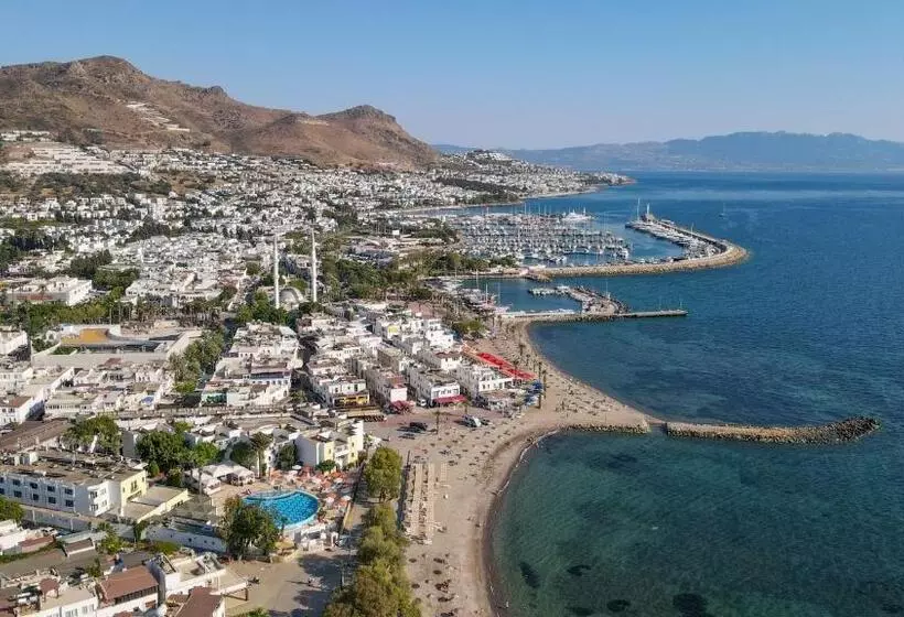 Yelken Mandalinci Spa & Wellness Hotel   All Inclusive