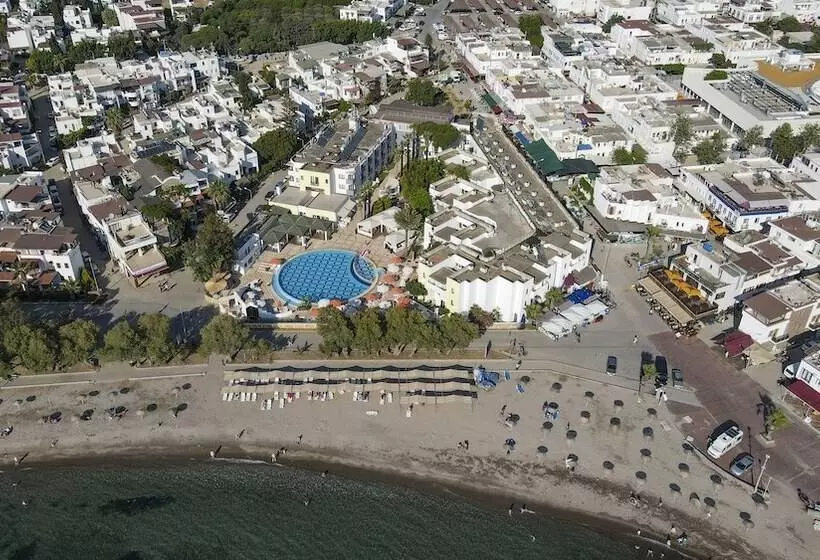 Yelken Mandalinci Spa & Wellness Hotel   All Inclusive