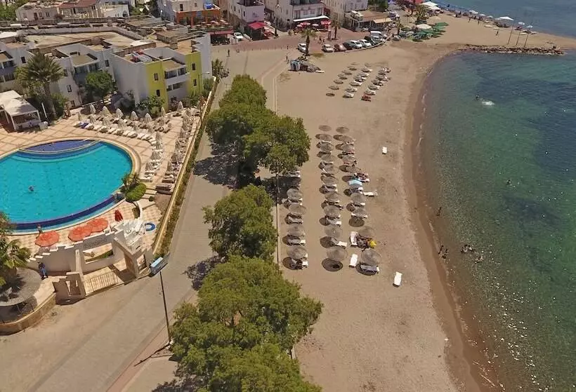 Yelken Mandalinci Spa & Wellness Hotel   All Inclusive