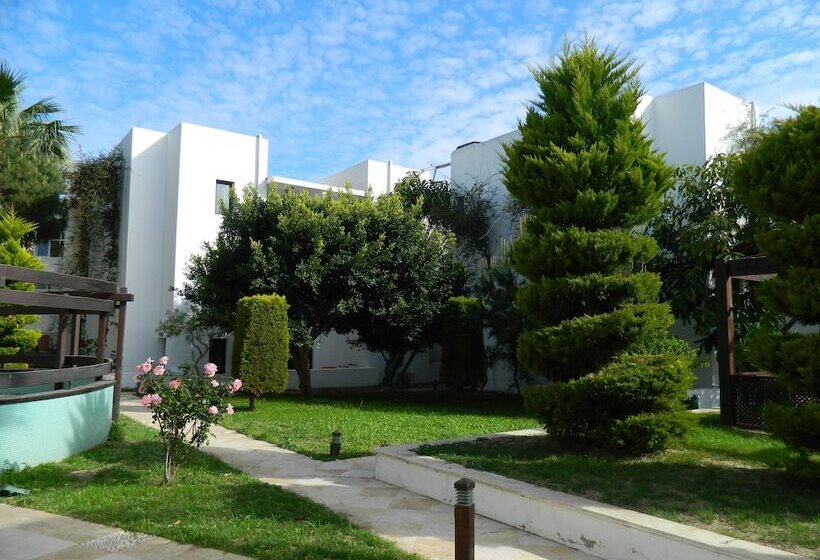 Yelken Mandalinci Spa & Wellness Hotel   All Inclusive