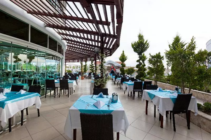 Roma Beach Resort & Spa