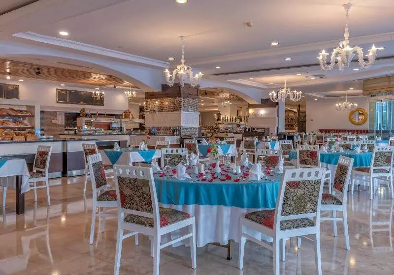 Roma Beach Resort & Spa