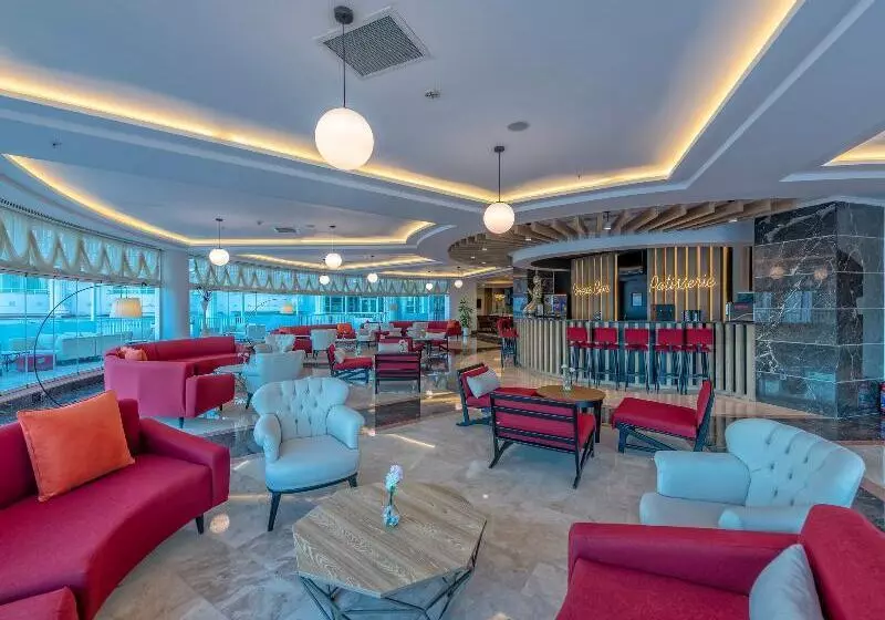 Roma Beach Resort & Spa