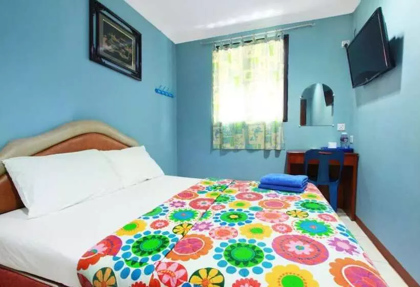 ホテル Rezeki Batam