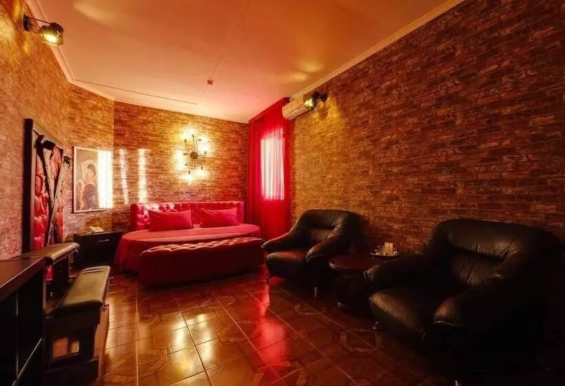 هتل Villa Luna