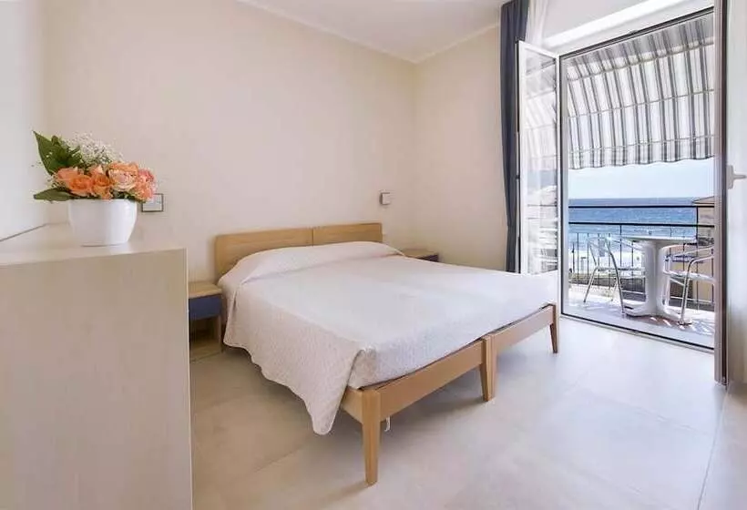 ホテル Albergo Teresa