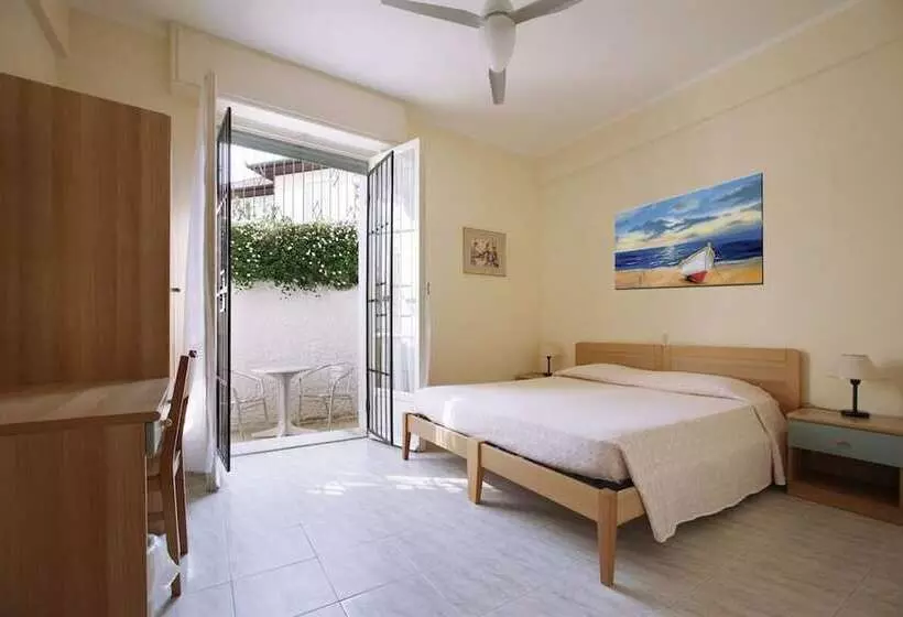 ホテル Albergo Teresa