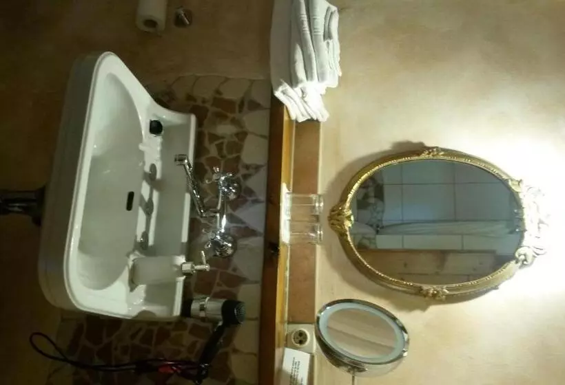 Hotelli Historische Wassermuhle