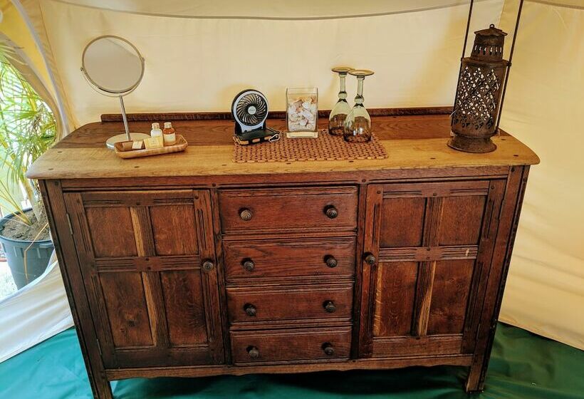 هتل Wild Lotus Glamping