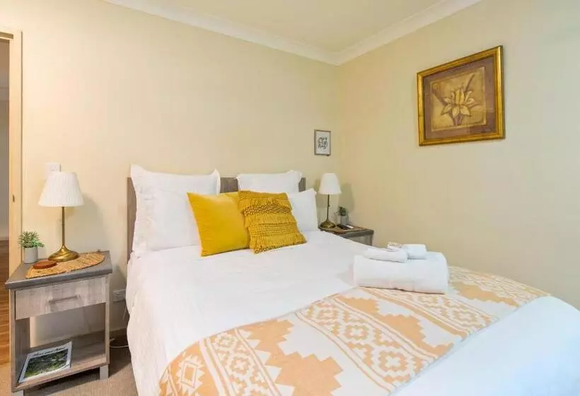 Majatalo The Guesthouse Maleny