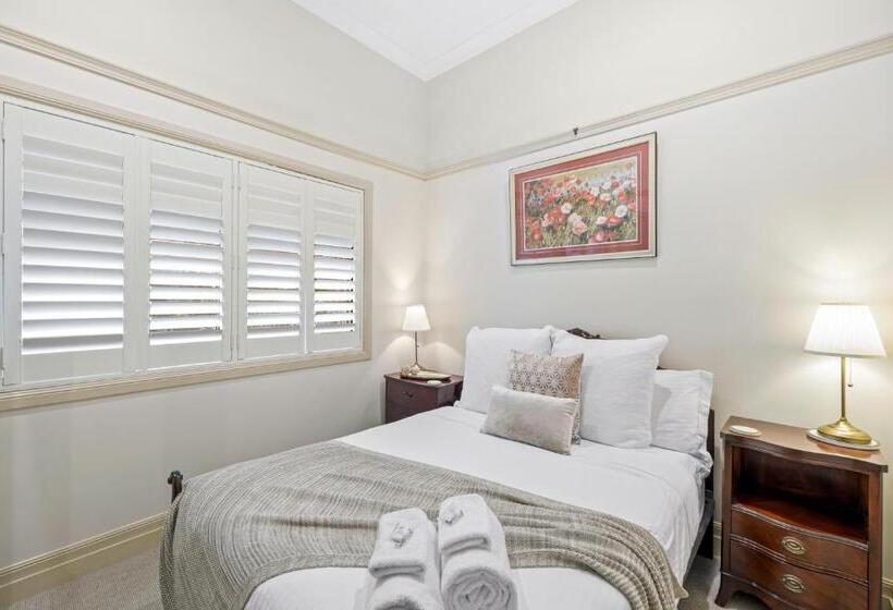 펜션 The Guesthouse Maleny