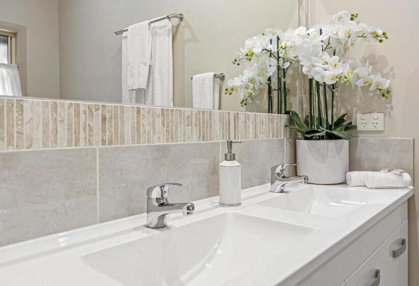 펜션 The Guesthouse Maleny