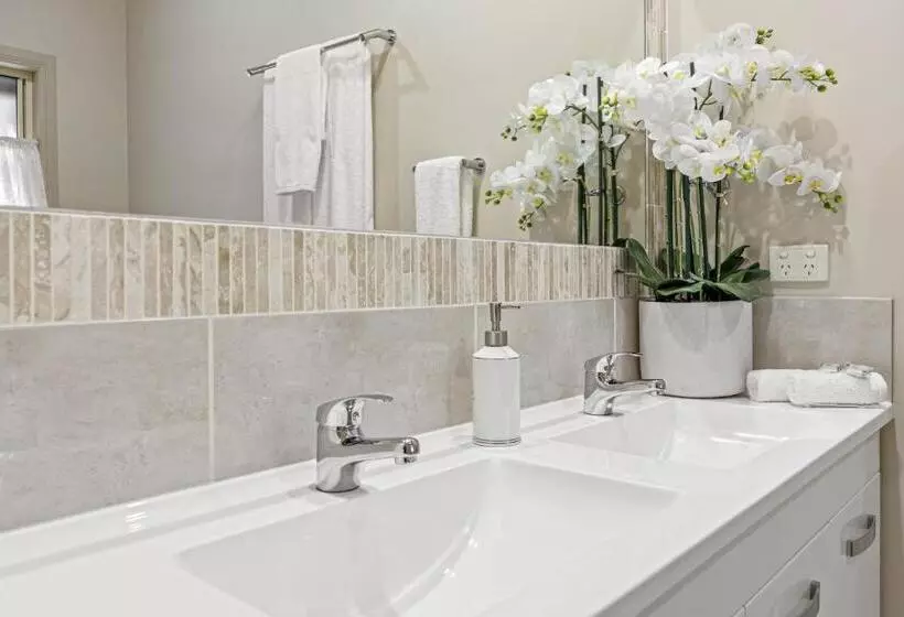 Majatalo The Guesthouse Maleny