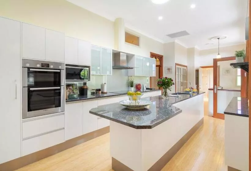 Majatalo The Guesthouse Maleny