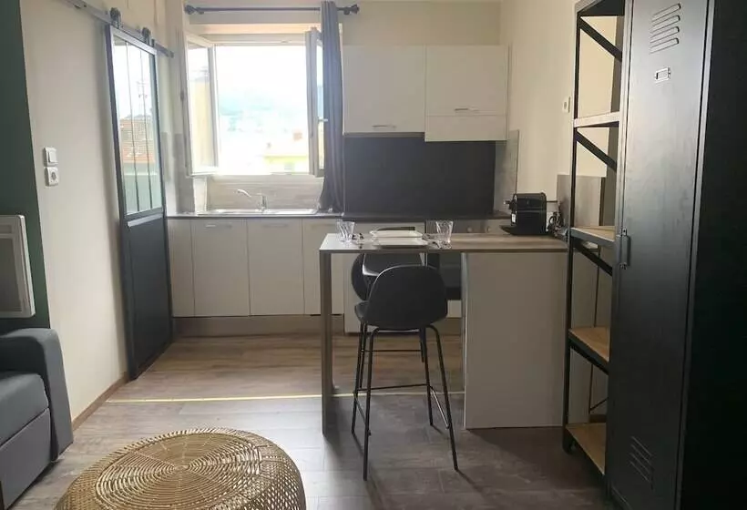 Studio Acropolis