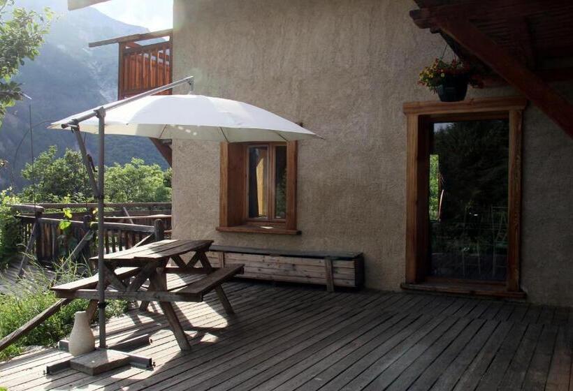 住宿加早餐 La Paille