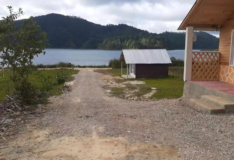 Hotelli Cabañas Liquidambar