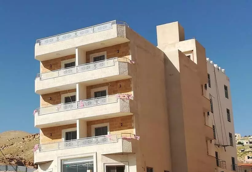 هتل Petra Venus