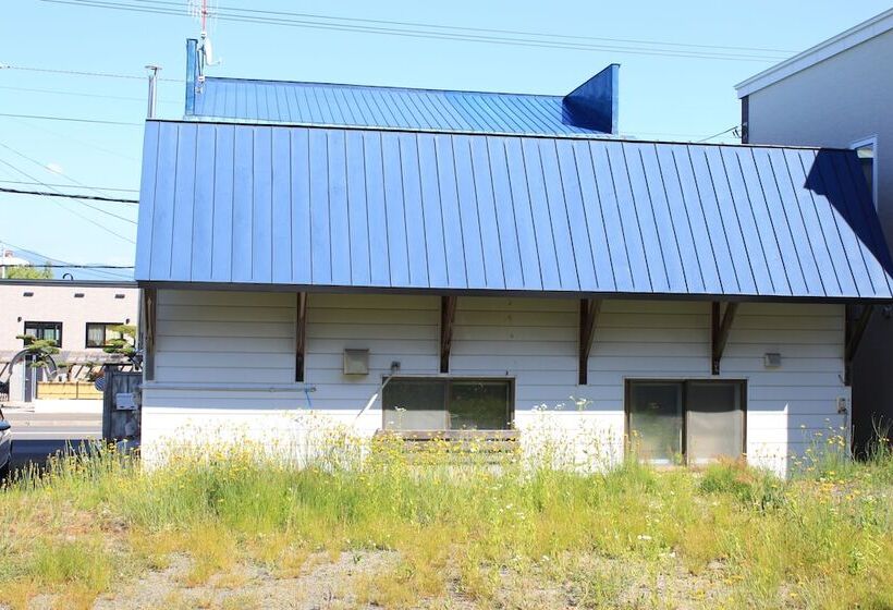 Pensione First Track Inn