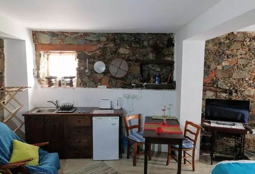 Majatalo Isminis Petroktisto