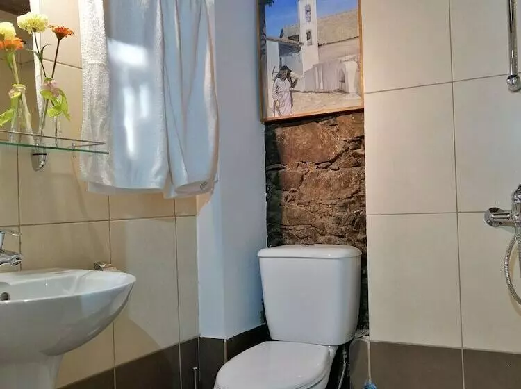 Majatalo Isminis Petroktisto