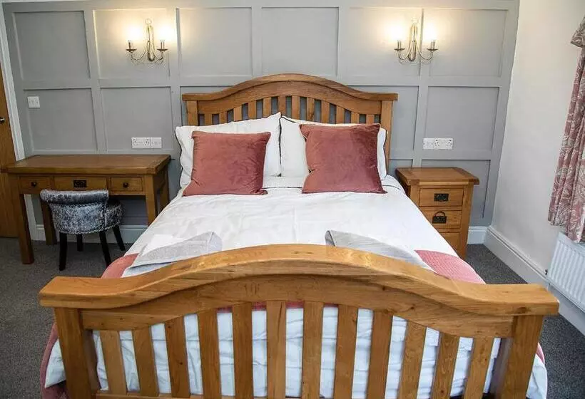 Aamiaismajoitus (B&B) The Yew Tree Inn