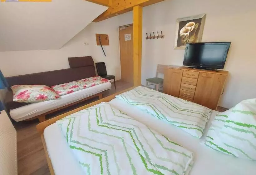 Haus Sandlweber By Fis   Fun In Styria