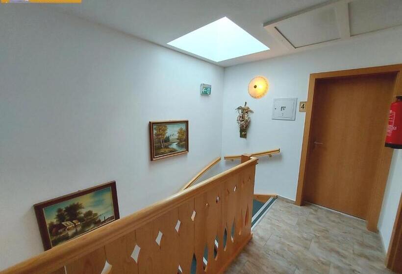 Haus Sandlweber By Fis   Fun In Styria