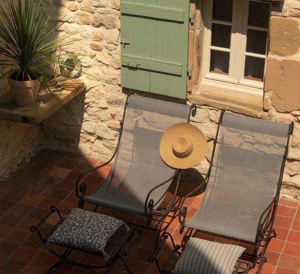 펜션 La Fugue Chambres D  Hôtes De Charme , Demeure Historique,piscine,jardin Proche Uzes Nimes Ales