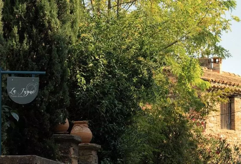 ペンション La Fugue Chambres D Hôtes De Charme , Demeure Historique,piscine,jardin Proche Uzes Nimes Ales