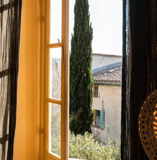 ペンション La Fugue Chambres D Hôtes De Charme , Demeure Historique,piscine,jardin Proche Uzes Nimes Ales