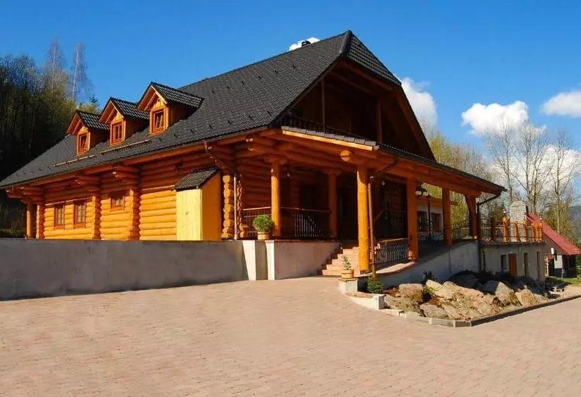 Majatalo Srub Karolina