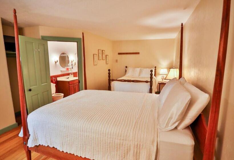 Baneberry Meadows B&b