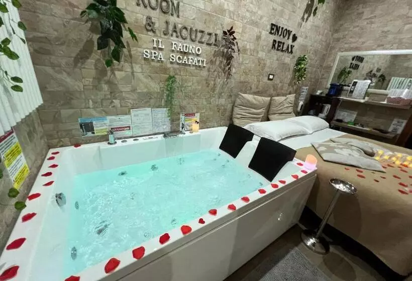 مبيت وإفطار Il Fauno   Suite & Spa